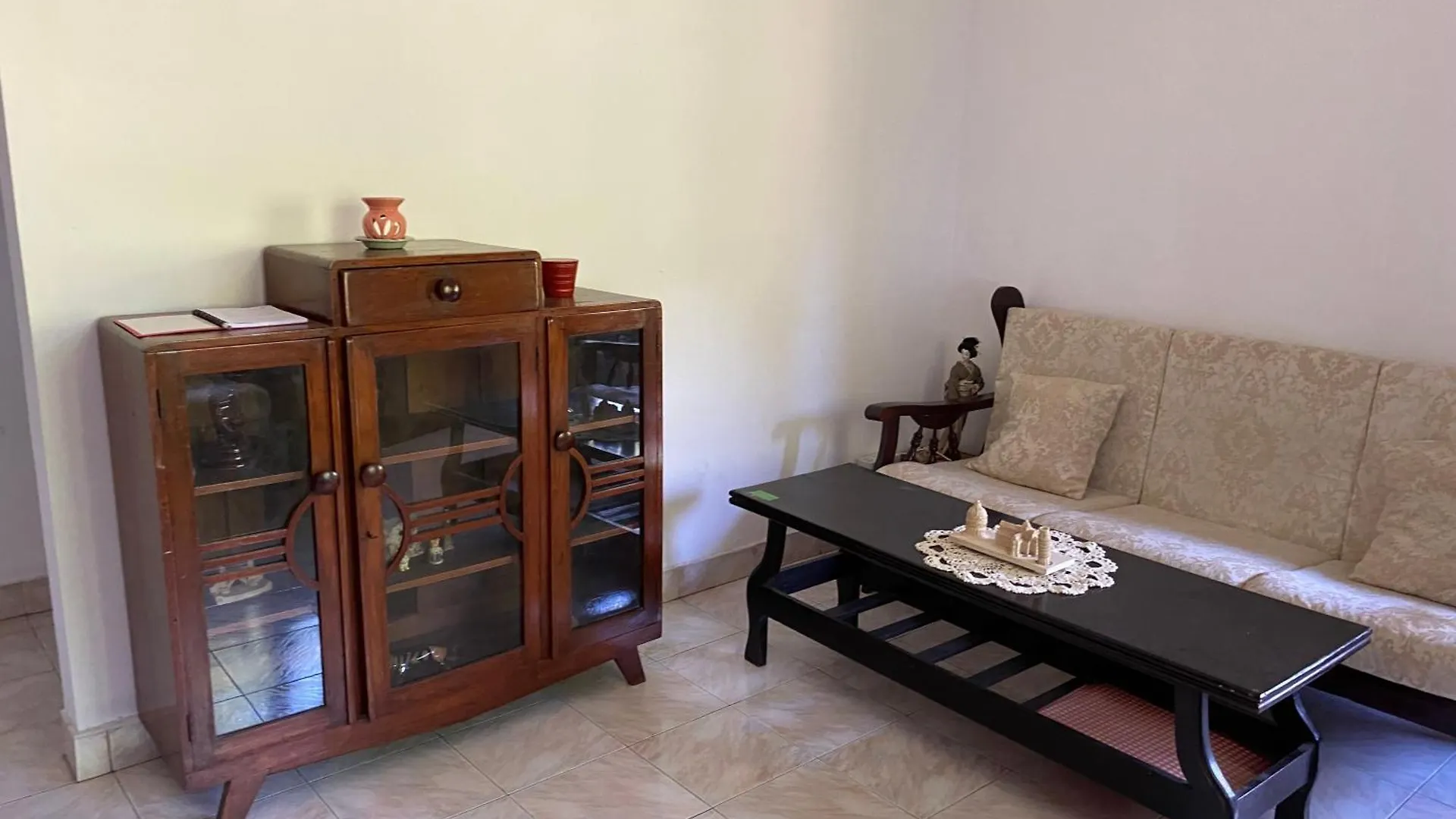 Hanthana Cliffside Apartment Kandy